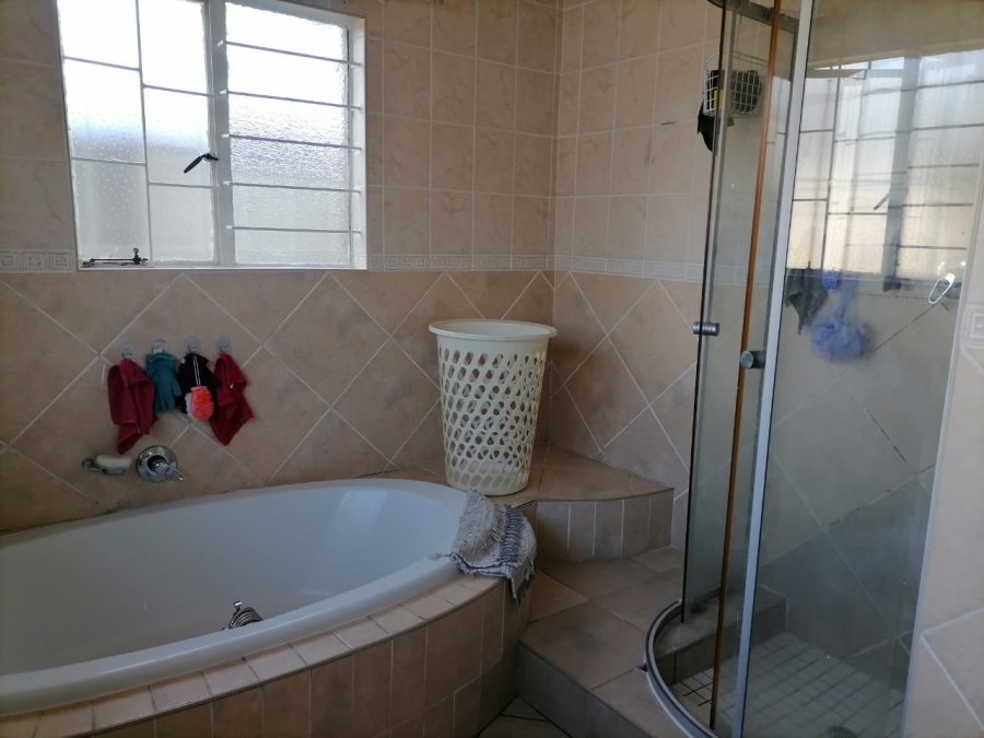 3 Bedroom Property for Sale in Mindalore Gauteng