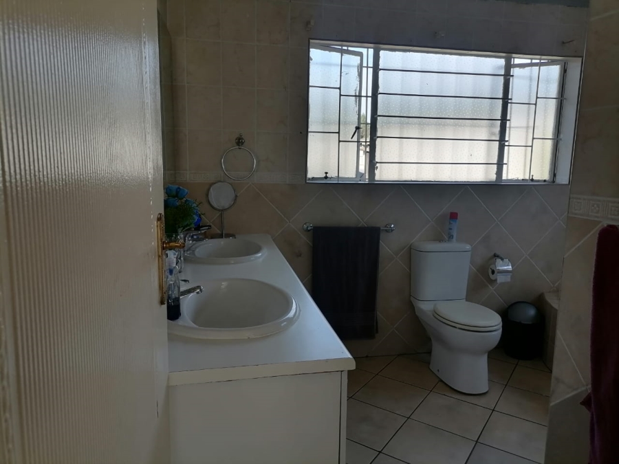 3 Bedroom Property for Sale in Mindalore Gauteng
