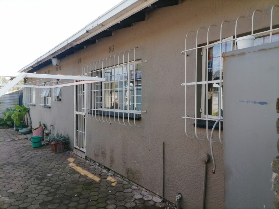 3 Bedroom Property for Sale in Mindalore Gauteng