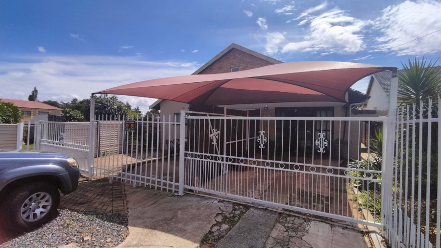 3 Bedroom Property for Sale in Greenhills Gauteng