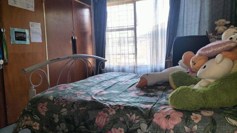 3 Bedroom Property for Sale in Greenhills Gauteng