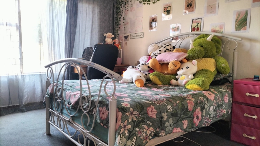 3 Bedroom Property for Sale in Greenhills Gauteng