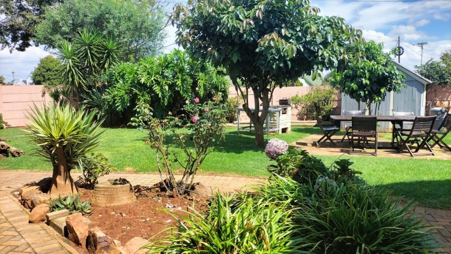 3 Bedroom Property for Sale in Greenhills Gauteng