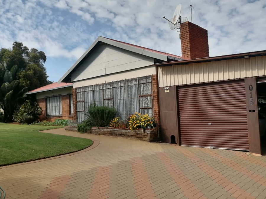 3 Bedroom Property for Sale in Mindalore Gauteng