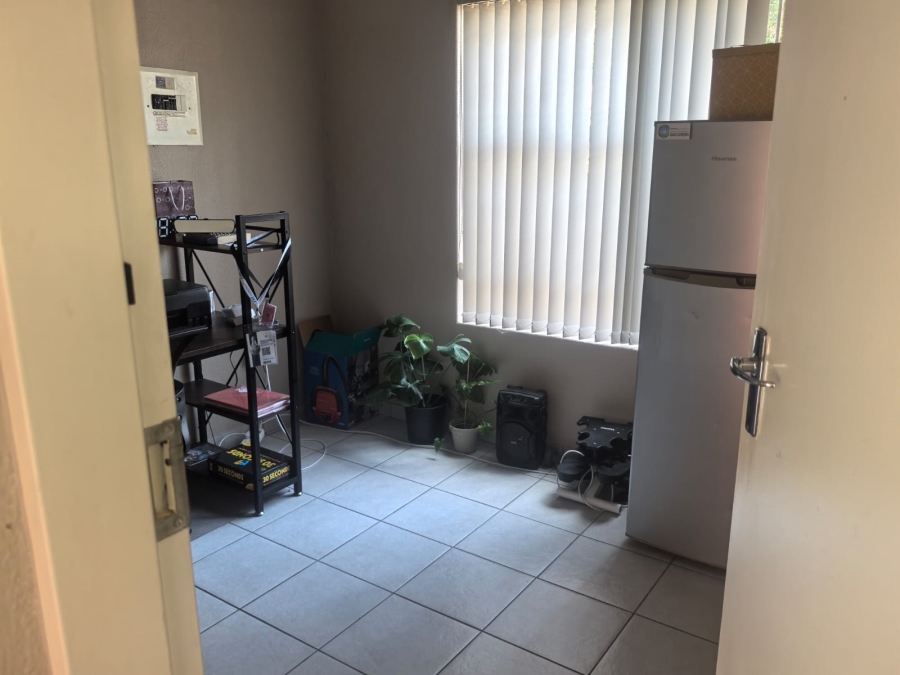 3 Bedroom Property for Sale in Wilgeheuwel Gauteng