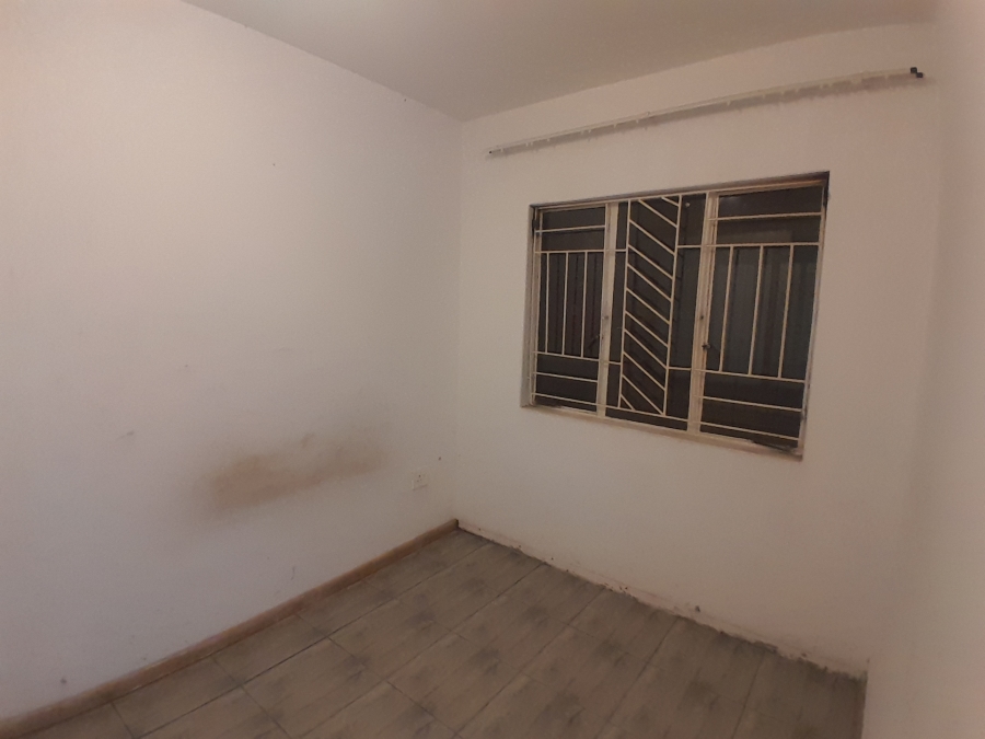 1 Bedroom Property for Sale in Greenhills Gauteng