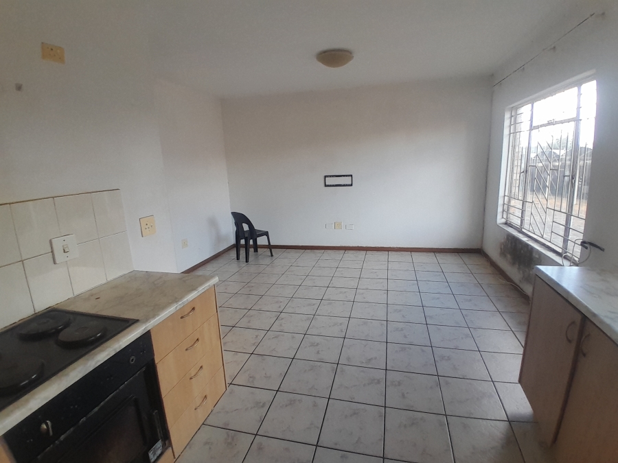 1 Bedroom Property for Sale in Greenhills Gauteng