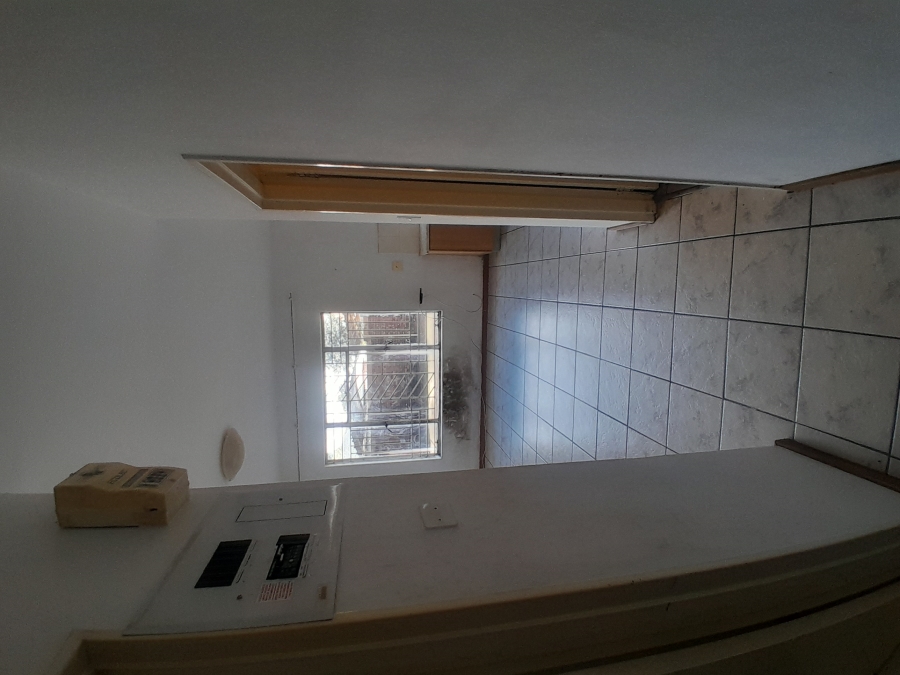 1 Bedroom Property for Sale in Greenhills Gauteng