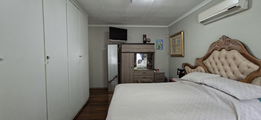 4 Bedroom Property for Sale in Rant En Dal Gauteng
