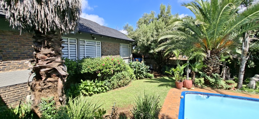 4 Bedroom Property for Sale in Rant En Dal Gauteng