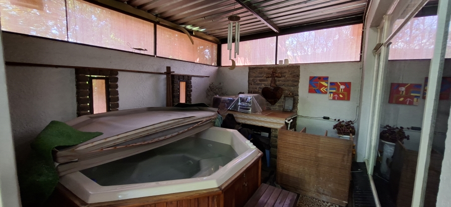 4 Bedroom Property for Sale in Rant En Dal Gauteng