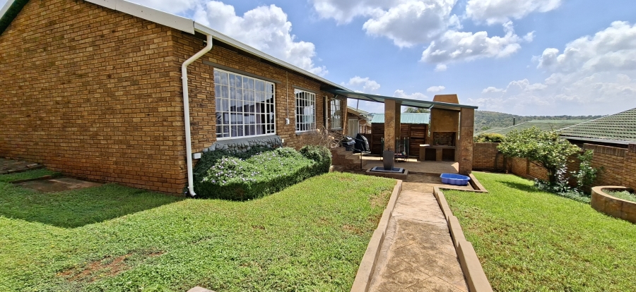 3 Bedroom Property for Sale in Rangeview Gauteng