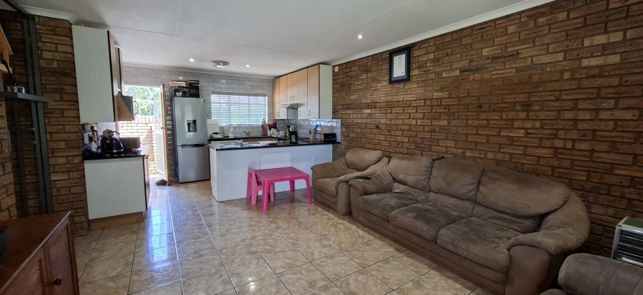 3 Bedroom Property for Sale in Rangeview Gauteng