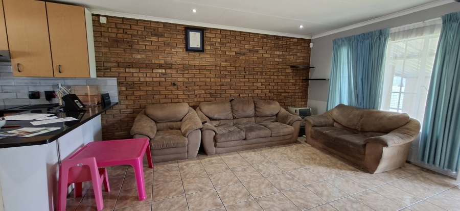 3 Bedroom Property for Sale in Rangeview Gauteng
