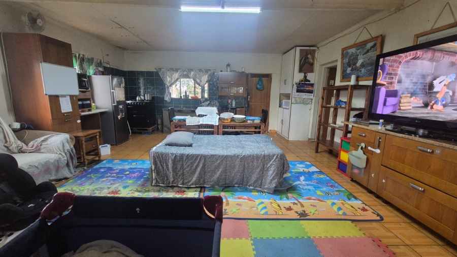 5 Bedroom Property for Sale in Pelzvale A H Gauteng