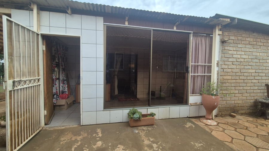 5 Bedroom Property for Sale in Pelzvale A H Gauteng