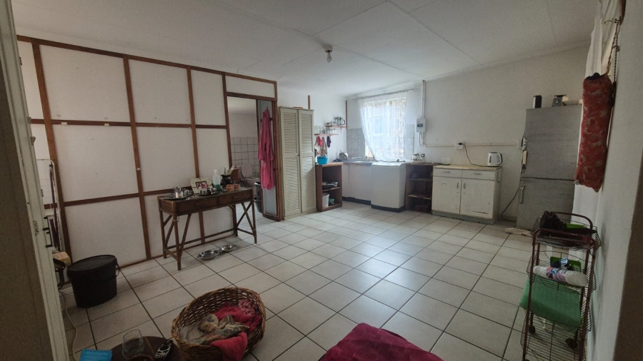 5 Bedroom Property for Sale in Pelzvale A H Gauteng