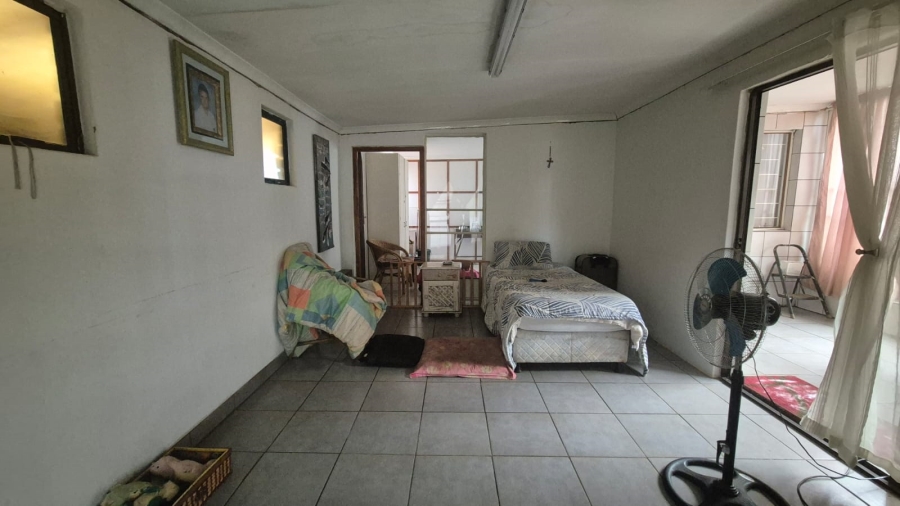 5 Bedroom Property for Sale in Pelzvale A H Gauteng