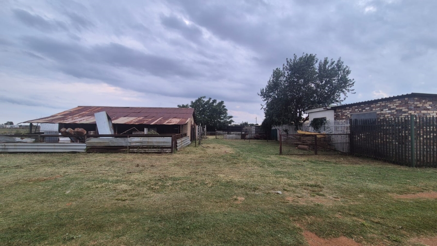 5 Bedroom Property for Sale in Pelzvale A H Gauteng