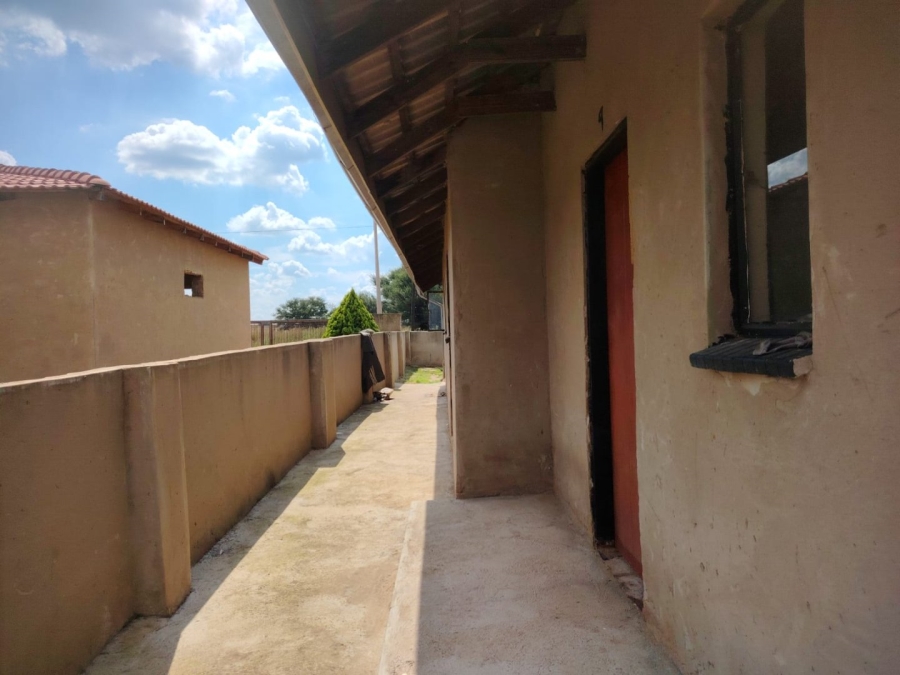 13 Bedroom Property for Sale in Finsbury Gauteng
