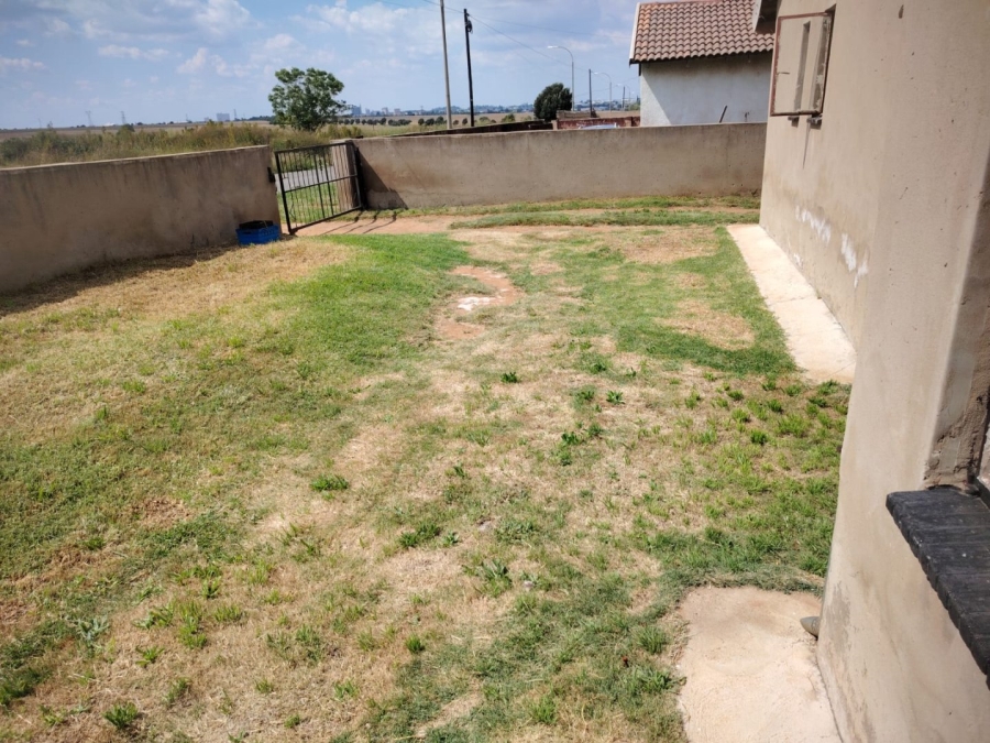 13 Bedroom Property for Sale in Finsbury Gauteng