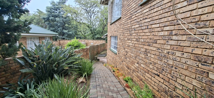 3 Bedroom Property for Sale in Kenmare Gauteng