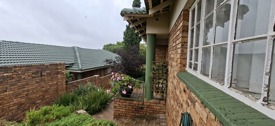 3 Bedroom Property for Sale in Kenmare Gauteng