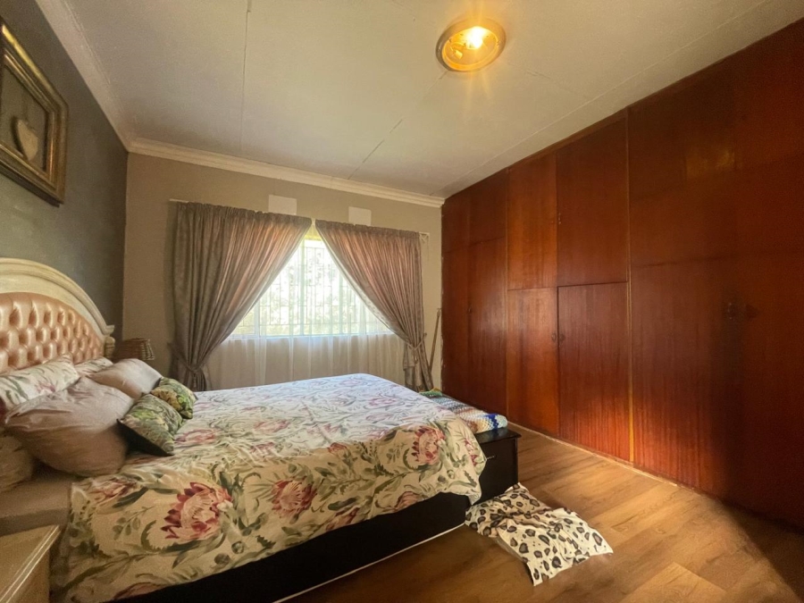 8 Bedroom Property for Sale in Wheatlands A H Gauteng