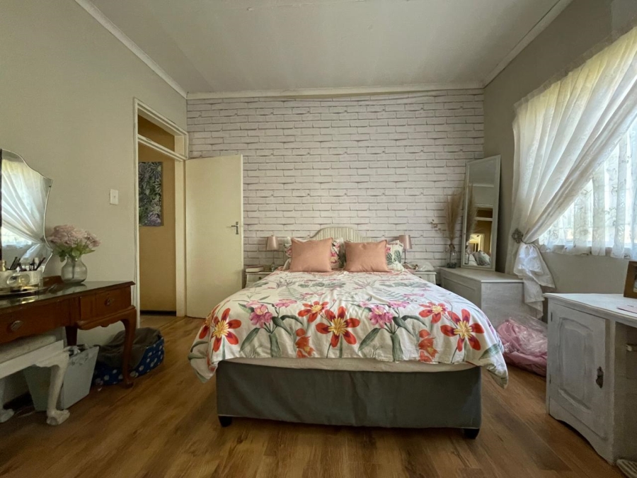 8 Bedroom Property for Sale in Wheatlands A H Gauteng