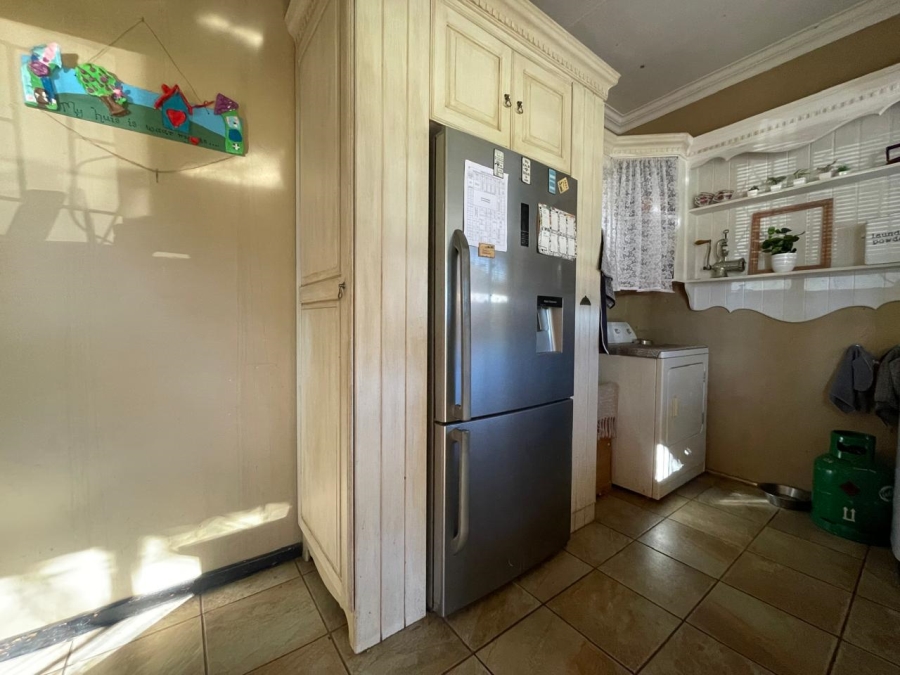 8 Bedroom Property for Sale in Wheatlands A H Gauteng