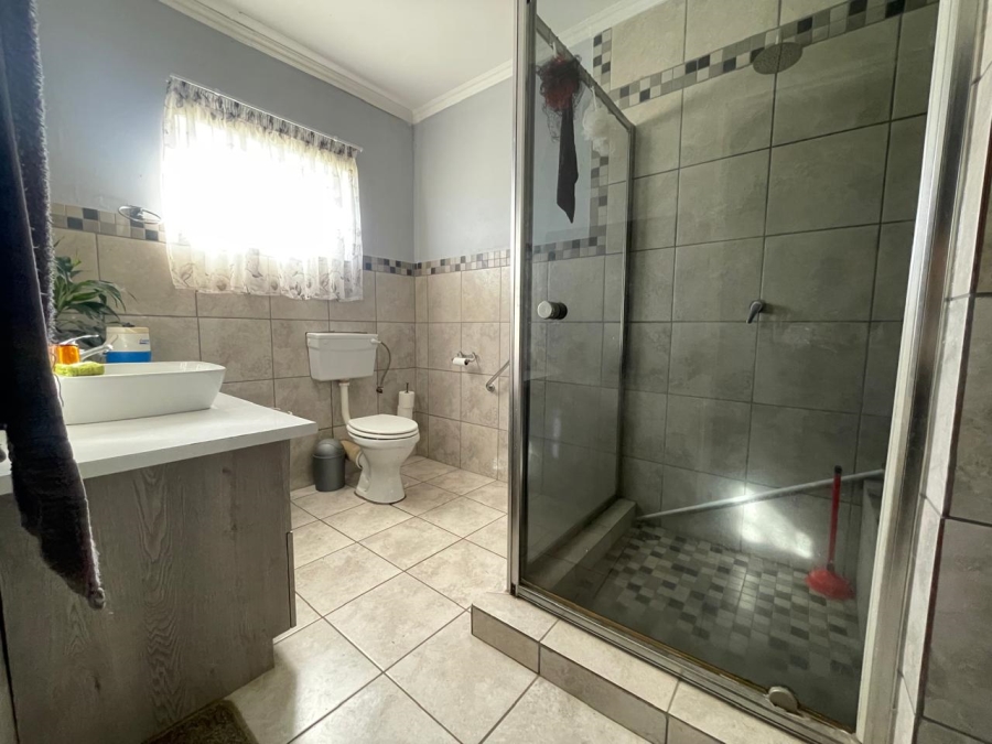 8 Bedroom Property for Sale in Wheatlands A H Gauteng