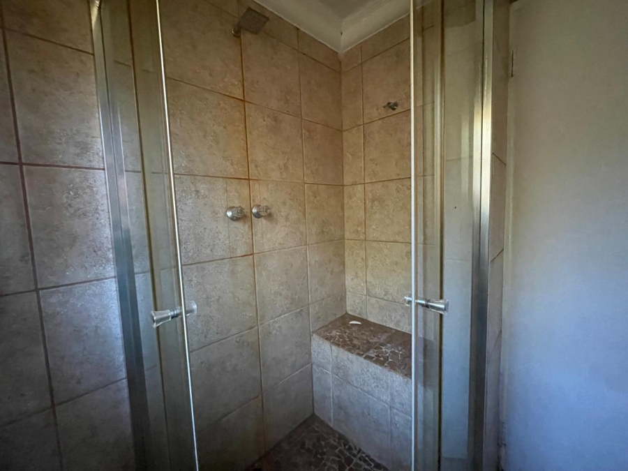 8 Bedroom Property for Sale in Wheatlands A H Gauteng