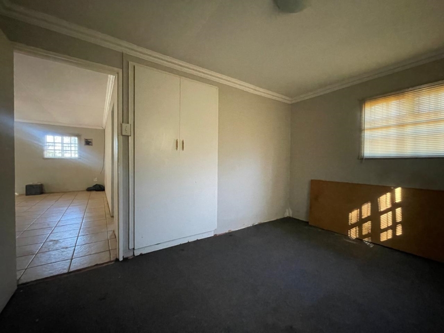 8 Bedroom Property for Sale in Wheatlands A H Gauteng