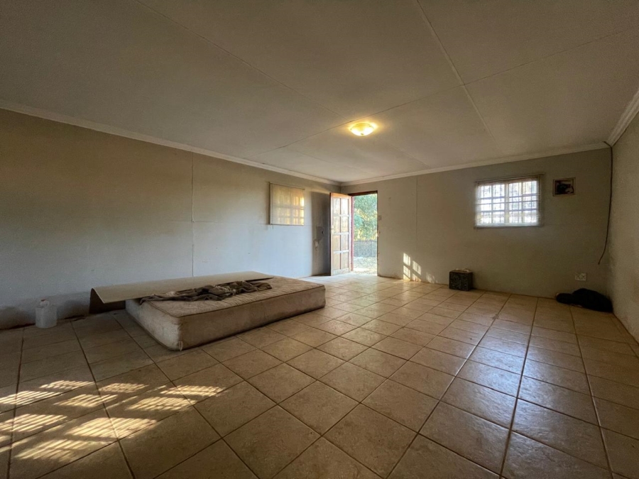 8 Bedroom Property for Sale in Wheatlands A H Gauteng