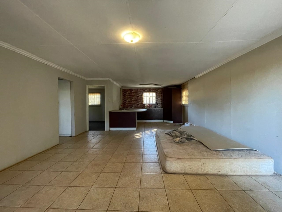 8 Bedroom Property for Sale in Wheatlands A H Gauteng