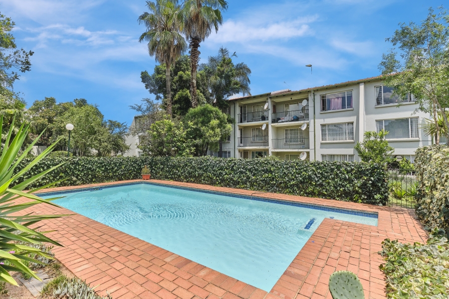 2 Bedroom Property for Sale in Kensington B Gauteng