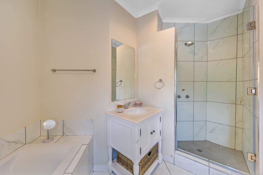 3 Bedroom Property for Sale in Bryanston Gauteng