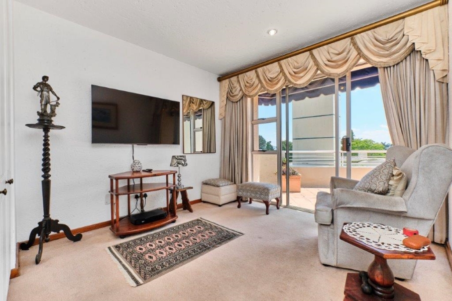 4 Bedroom Property for Sale in Sunninghill Gauteng