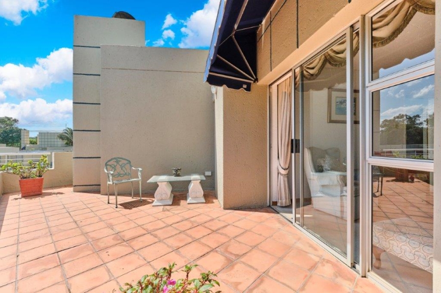 4 Bedroom Property for Sale in Sunninghill Gauteng
