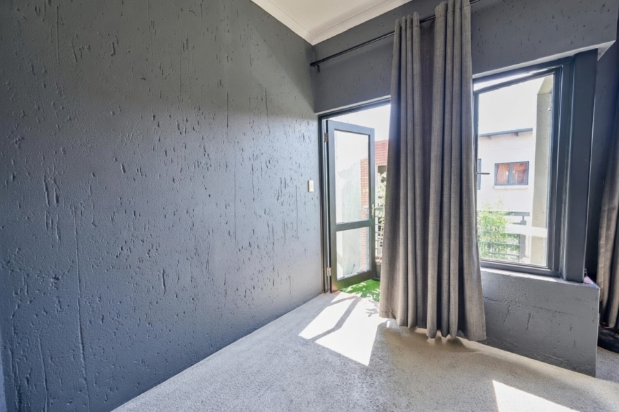 1 Bedroom Property for Sale in Ferndale Gauteng