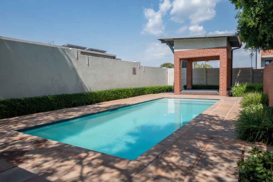 1 Bedroom Property for Sale in Ferndale Gauteng