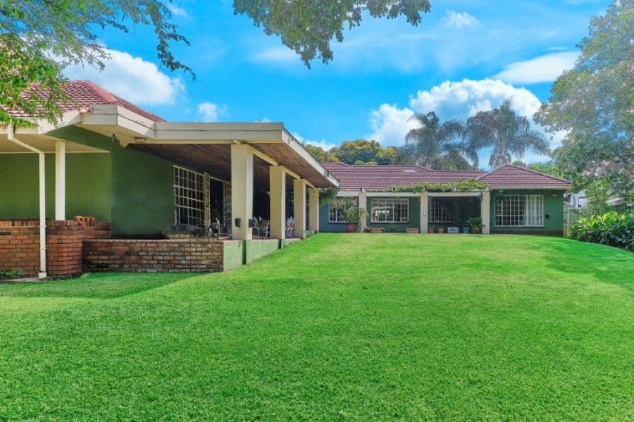 4 Bedroom Property for Sale in Bryanston Gauteng
