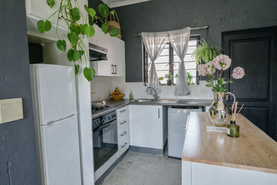 To Let 1 Bedroom Property for Rent in Ferndale Gauteng