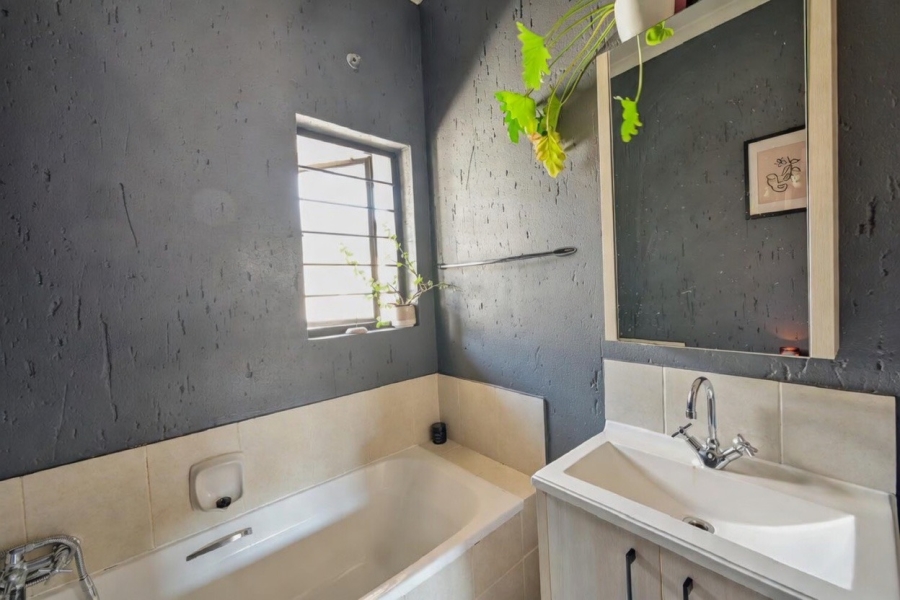 To Let 1 Bedroom Property for Rent in Ferndale Gauteng