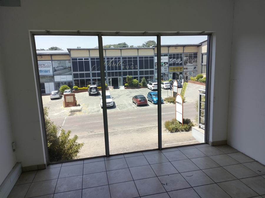To Let Commercial Property for Rent in North Riding Gauteng