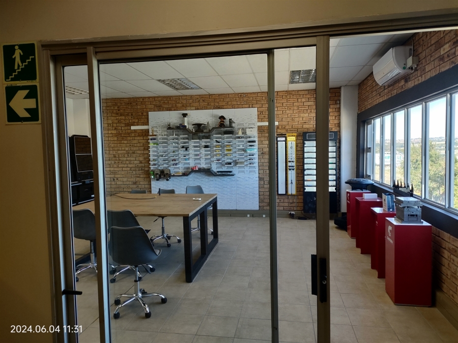 To Let Commercial Property for Rent in Lanseria Gauteng