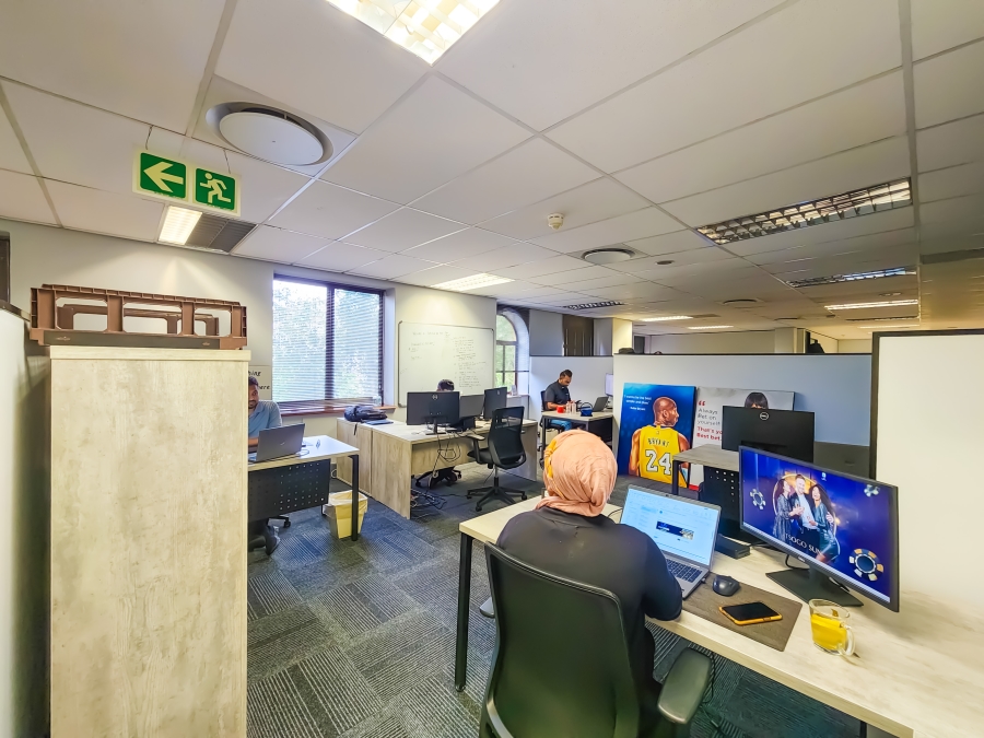 To Let Commercial Property for Rent in Magaliessig Gauteng