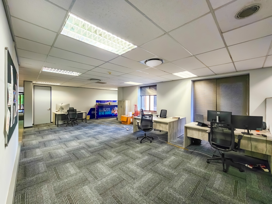 To Let Commercial Property for Rent in Magaliessig Gauteng