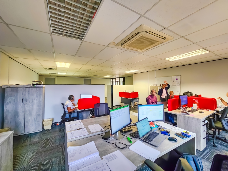 To Let Commercial Property for Rent in Magaliessig Gauteng