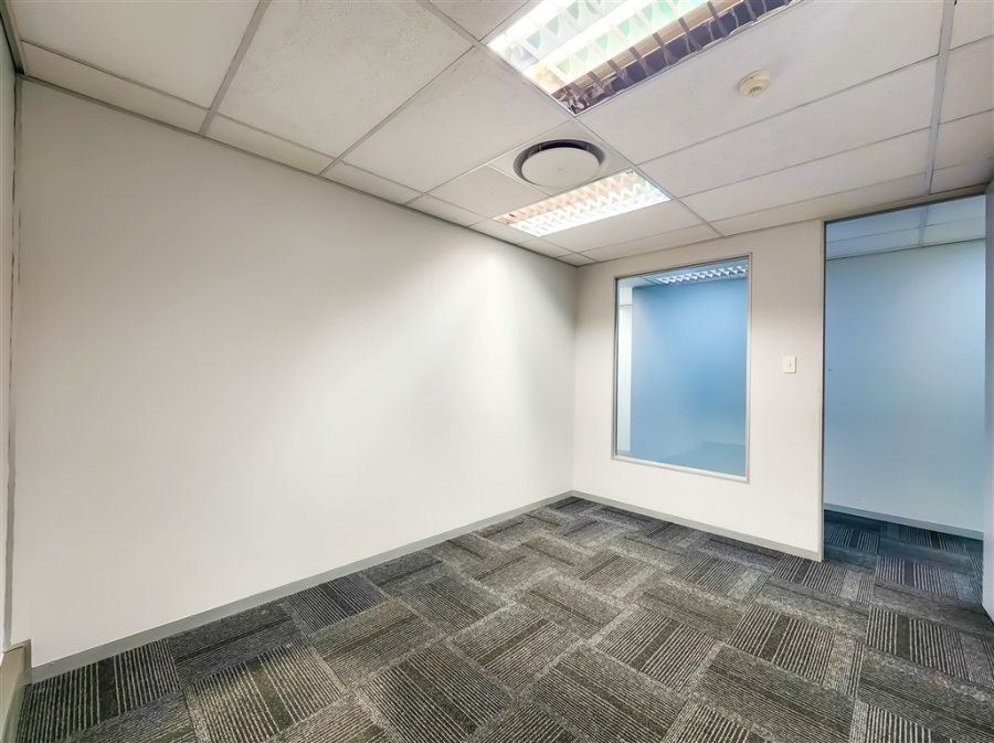 To Let Commercial Property for Rent in Magaliessig Gauteng